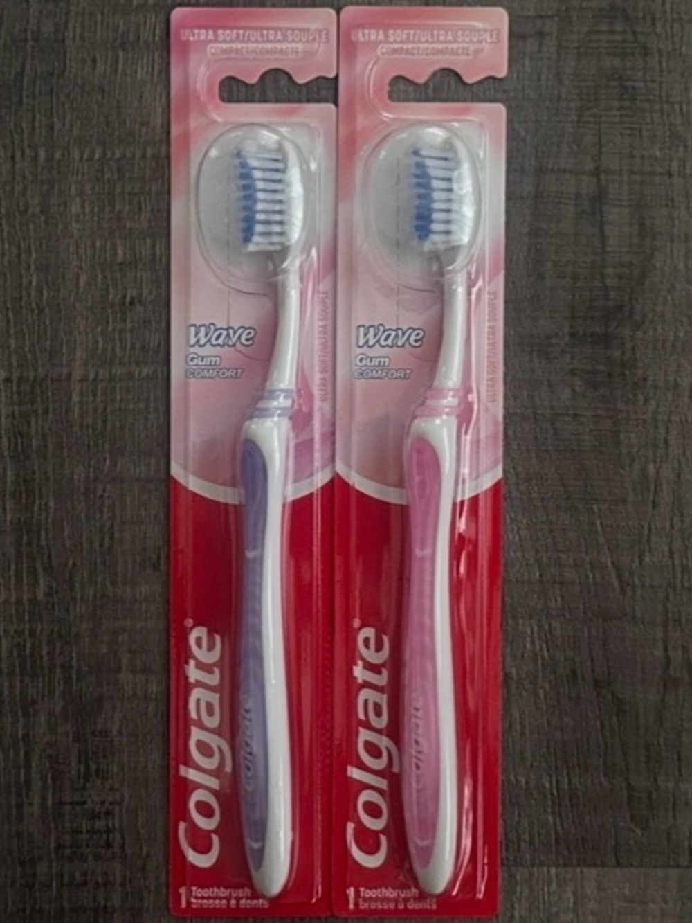 💞 New Set of 2 Colgate Wave Gum Comfort Extra Soft Full Size Toothbrushes